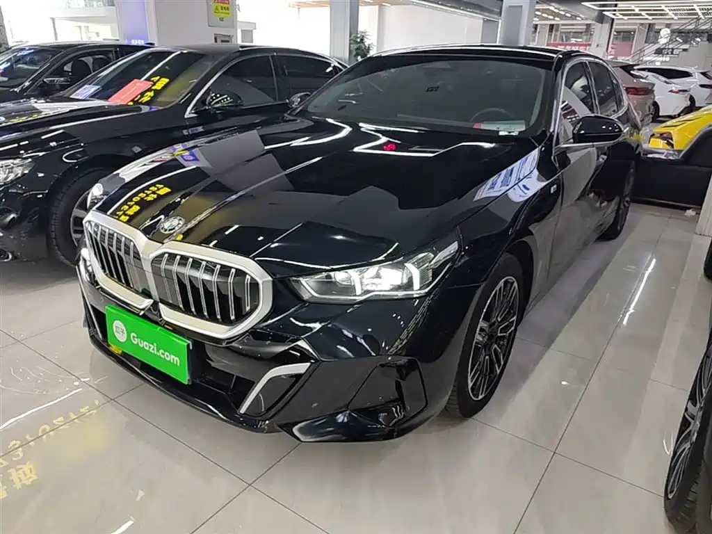 BMW 5 Series 2024