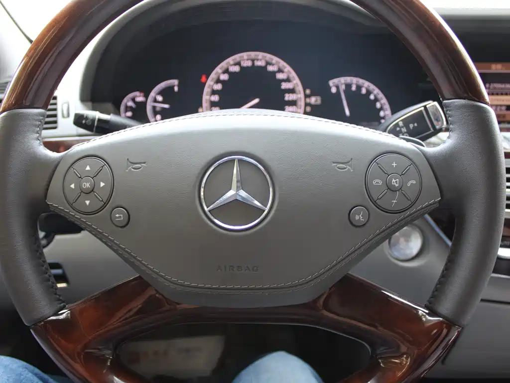 Mercedes-Benz S-Class S 2010 S 350 L 4MATIC