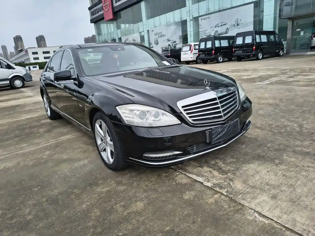 Mercedes-Benz S-Class — миниатюра 3