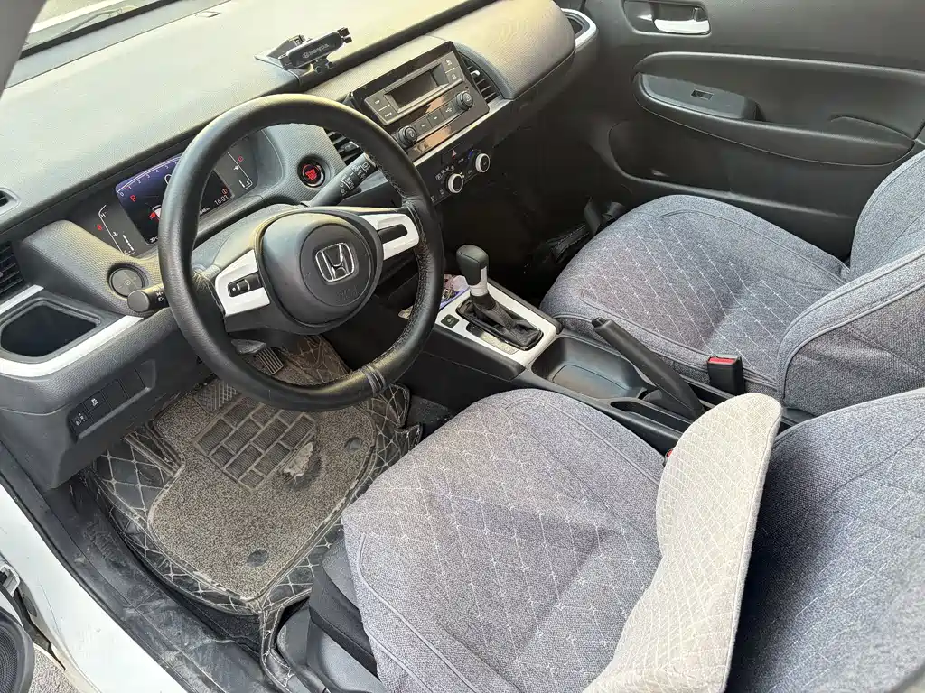 Honda Fit — миниатюра 4