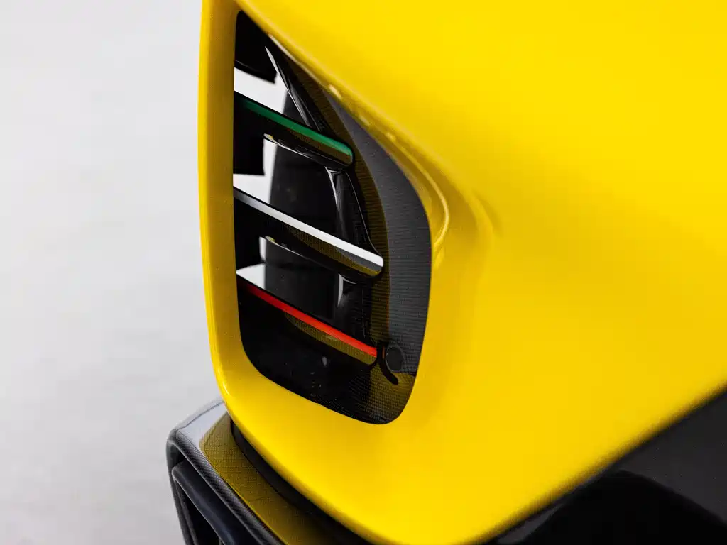 Ferrari 812 2021 6.5L Competizione
