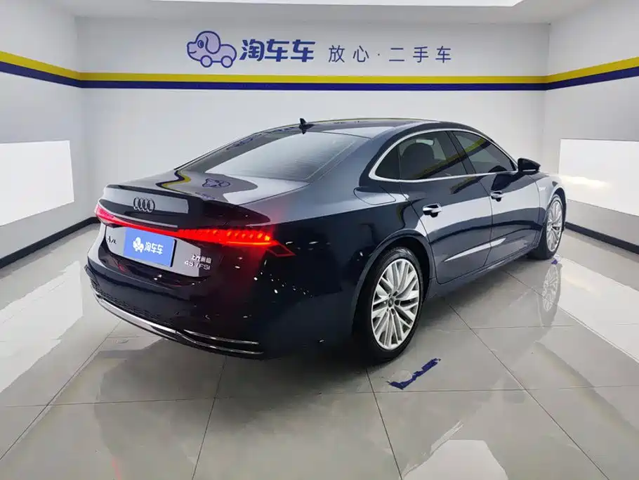 Audi A7L — миниатюра 3