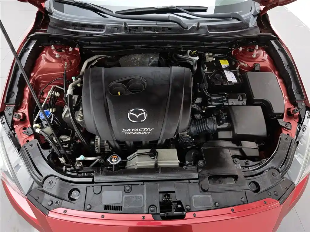 Mazda Mazda3 3 2016 2.0L AT Flagship