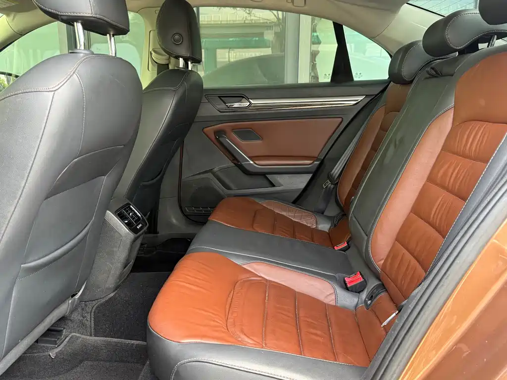 Volkswagen Lamando — миниатюра 6