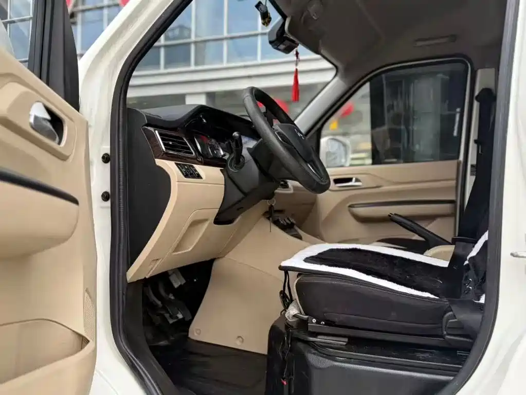 CHANGAN CROSS STAR V7 EV