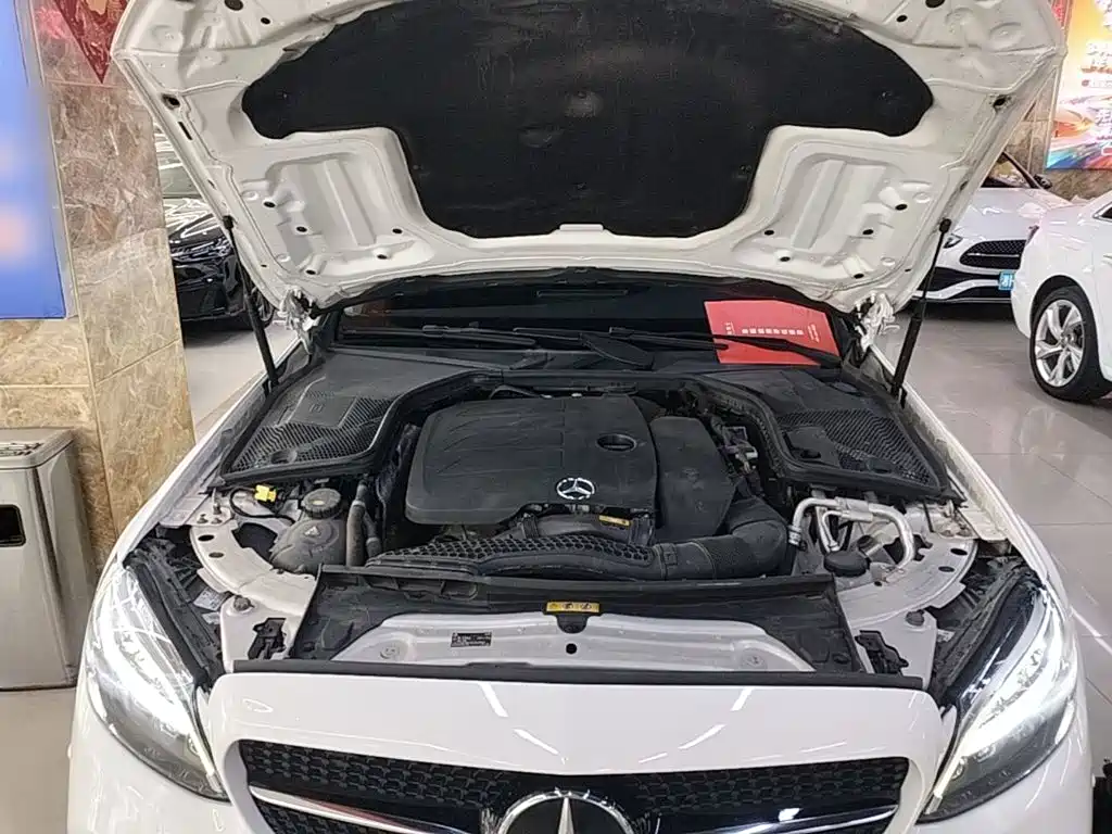 Mercedes-Benz C-Class — миниатюра 20