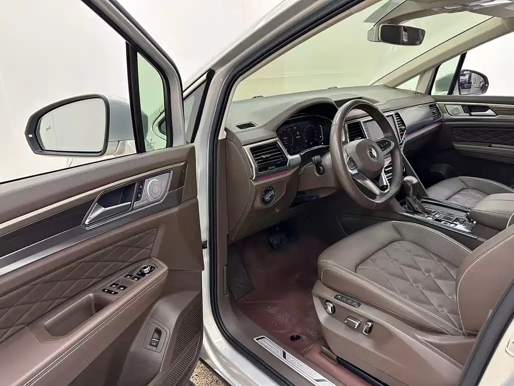 Volkswagen Viloran — миниатюра 32