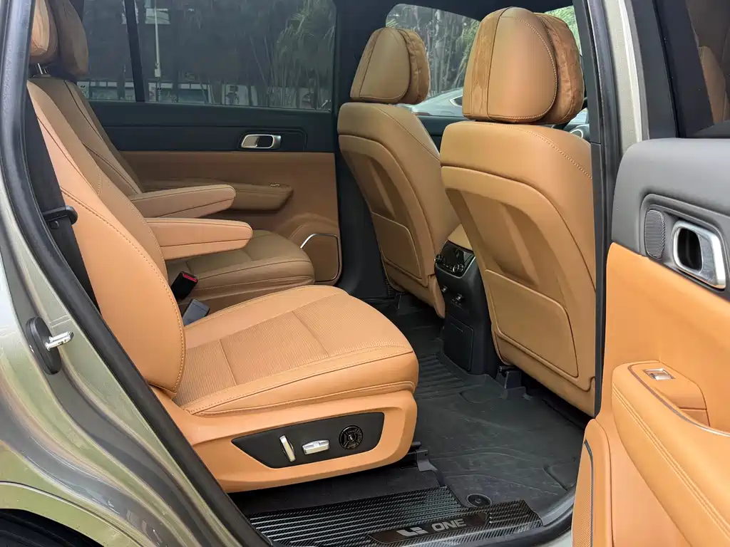 Li Auto Li ONE — миниатюра 11