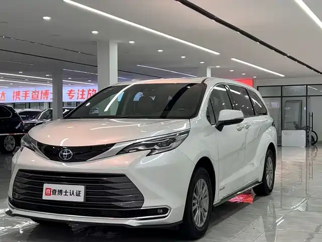 TOYOTA SIENNA 2022