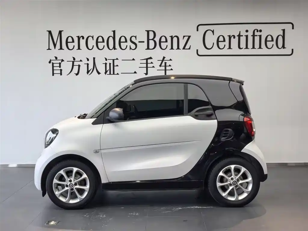 Smart fortwo 2015 1.0L 52