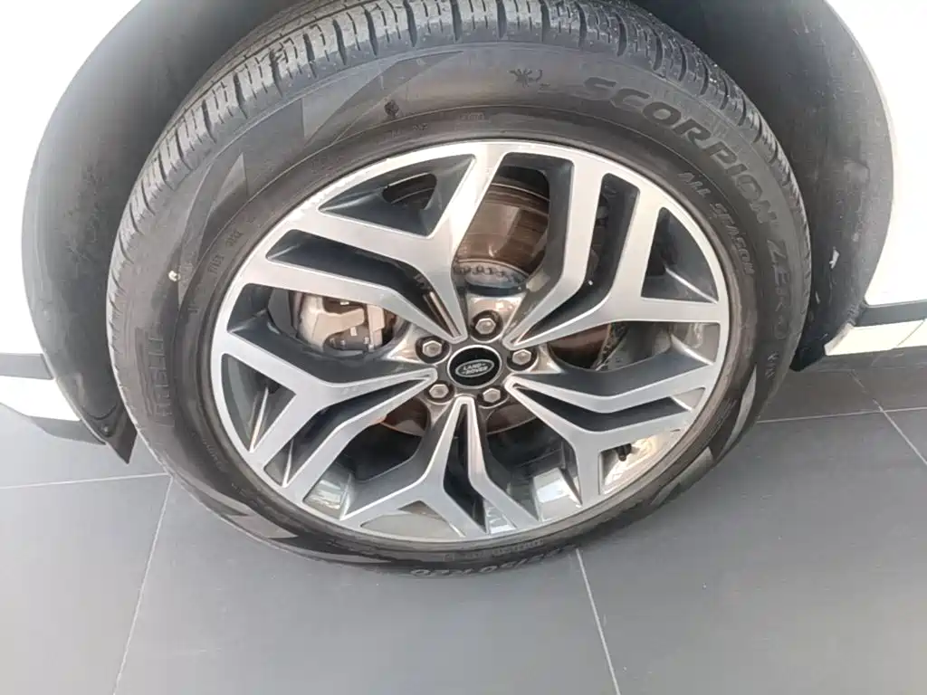 Land Rover Evoque PHEV — миниатюра 23