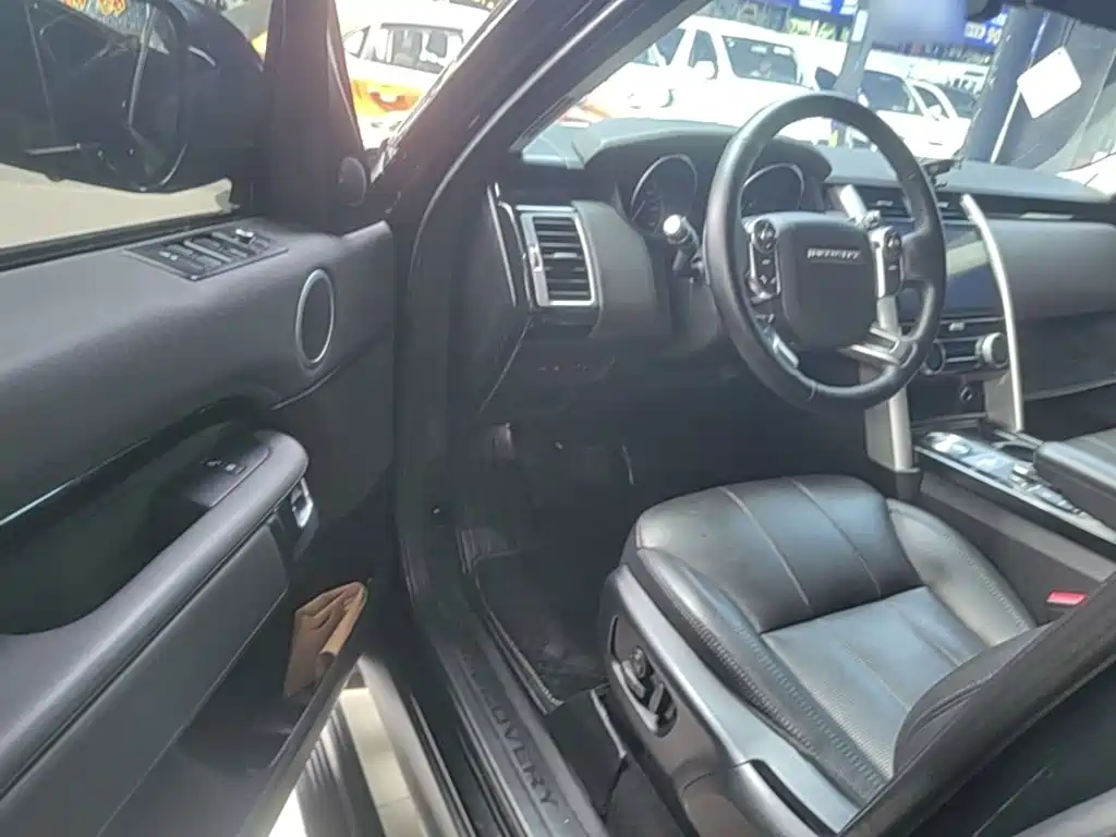 Land Rover Discovery — миниатюра 16