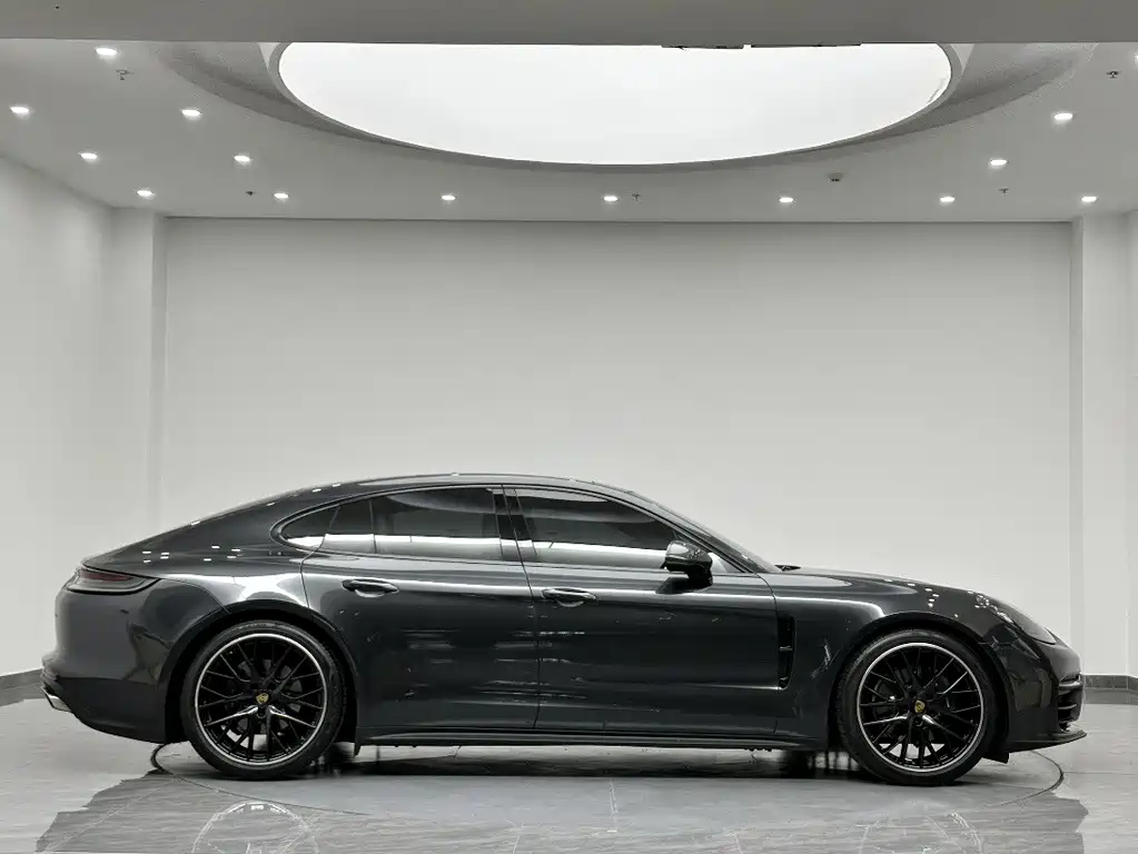 Porsche Panamera — миниатюра 4