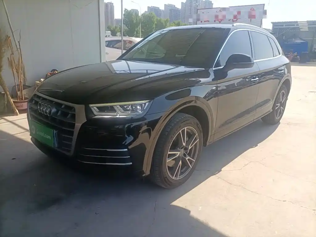 Купить Audi Q5L
