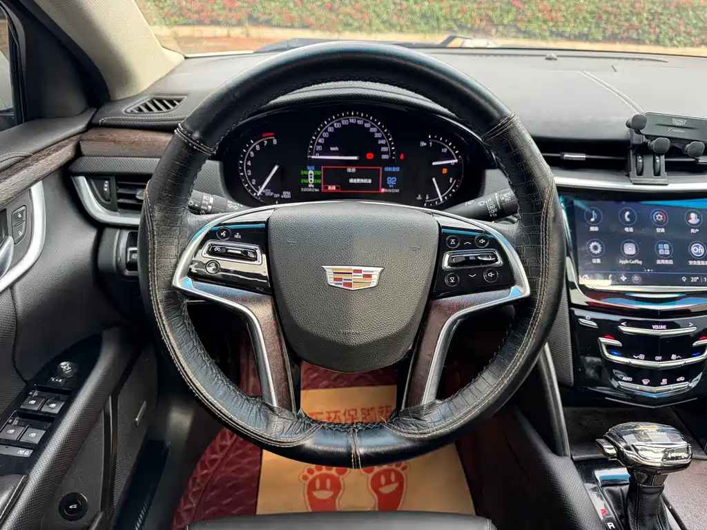 Cadillac XTS — миниатюра 7