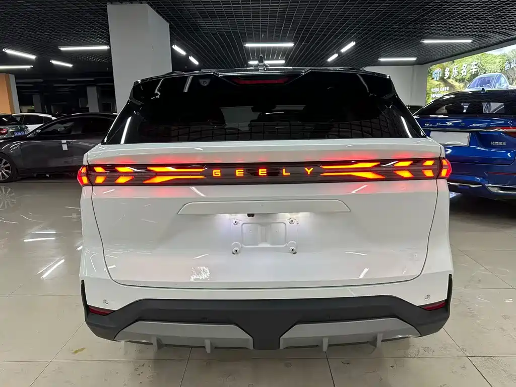 GEELY GALAXY GALAXY L7