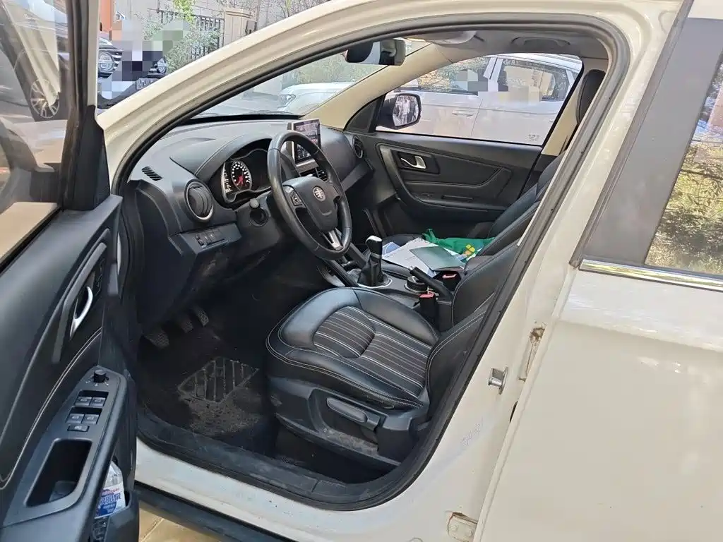 Bestune X40 — миниатюра 12