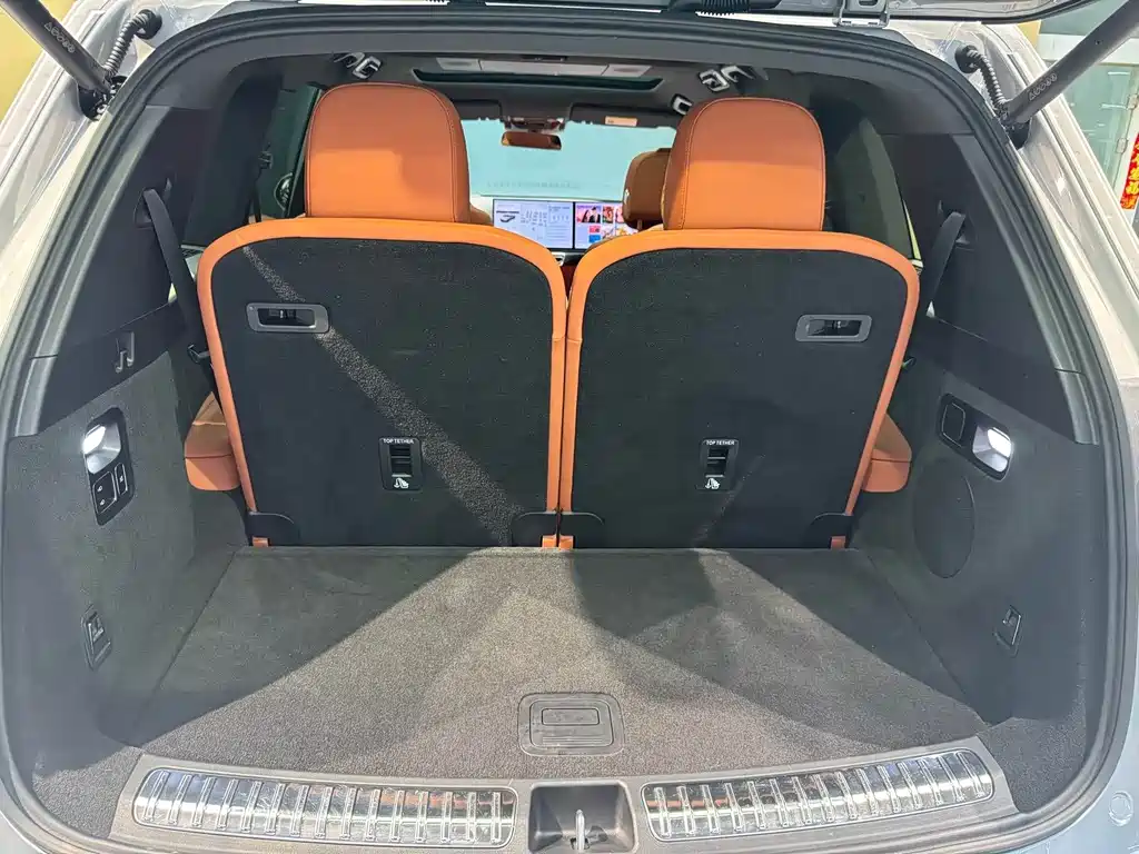 Li Auto Li L8 — миниатюра 13