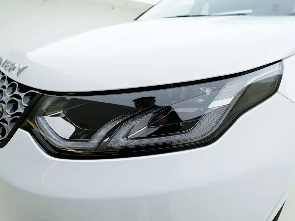 Land Rover Discovery Sport — миниатюра 11