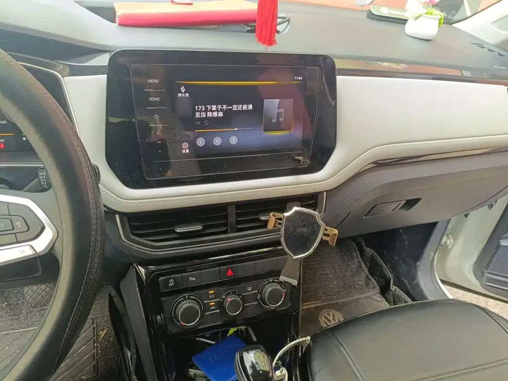 Volkswagen Tharu — миниатюра 6