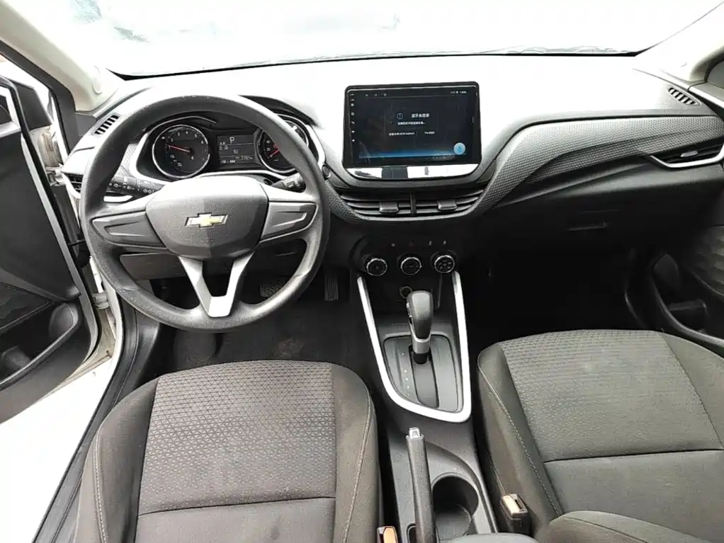 Chevrolet Cavalier — миниатюра 10