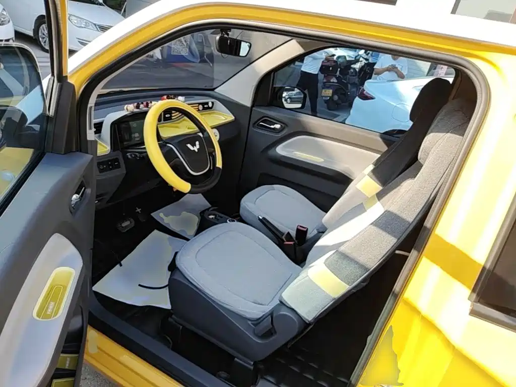 Wuling MINIEV — миниатюра 15