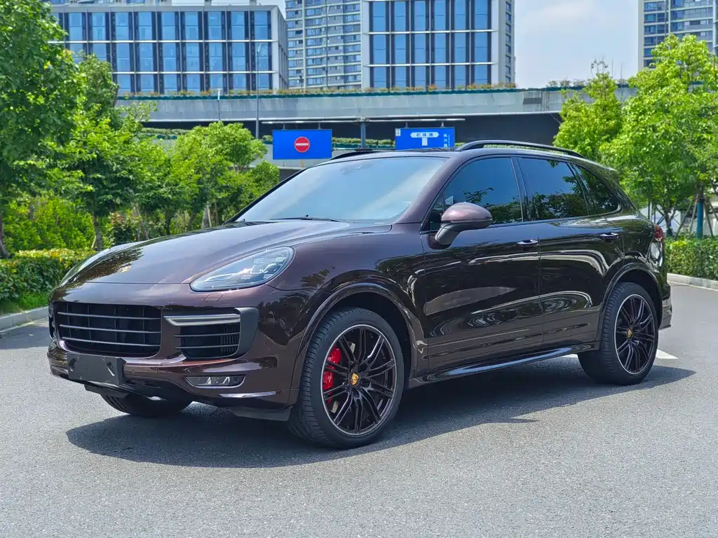 Купить Porsche Cayenne
