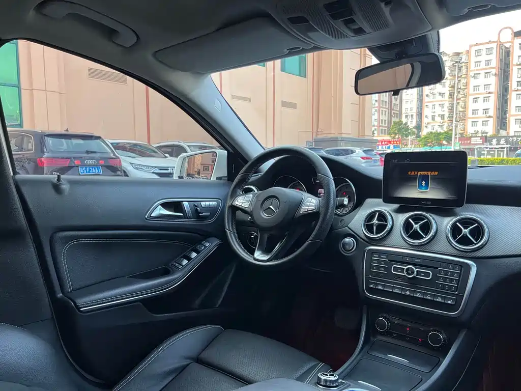 Mercedes-Benz GLA — миниатюра 24