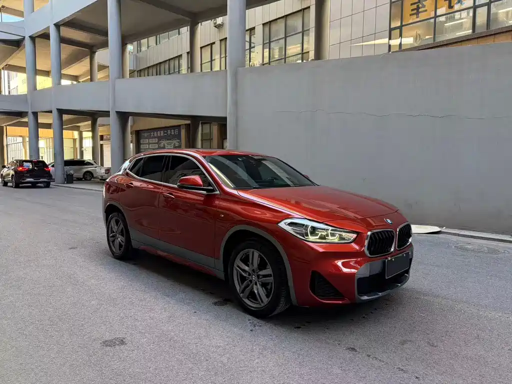 BMW X2