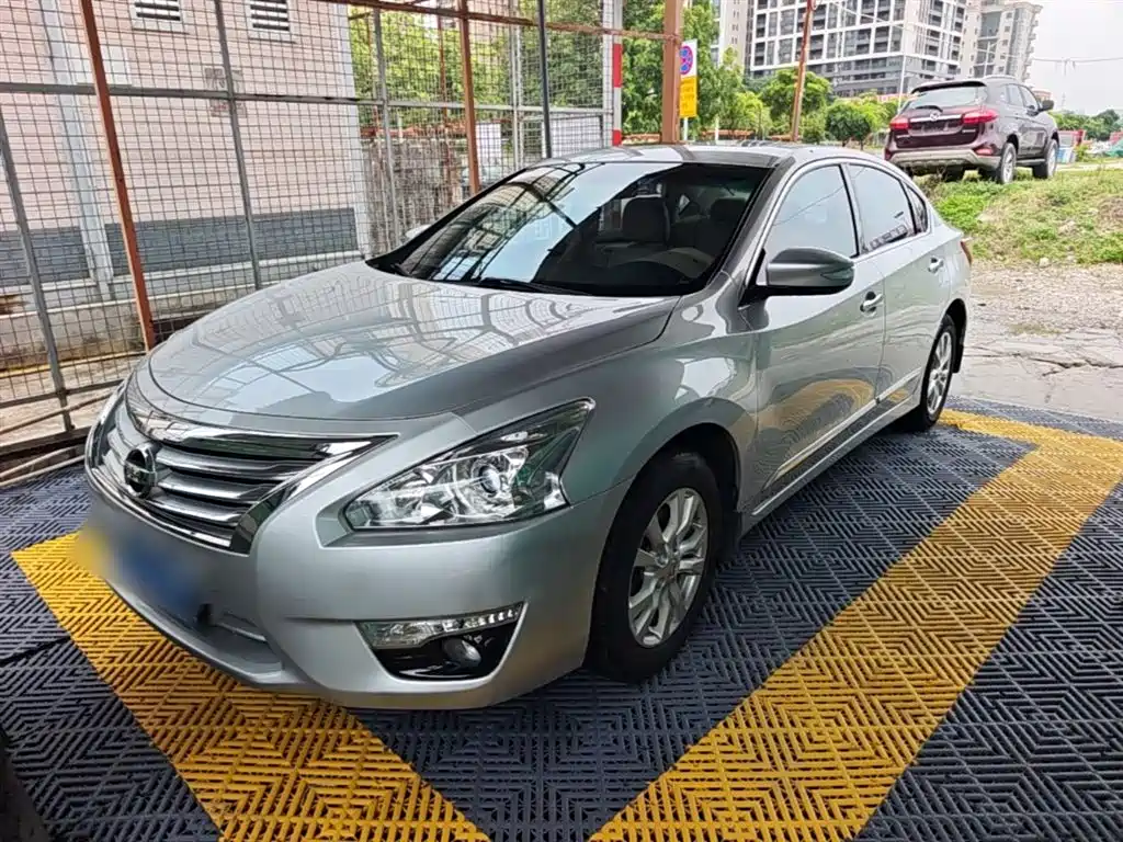 Купить Nissan Teana