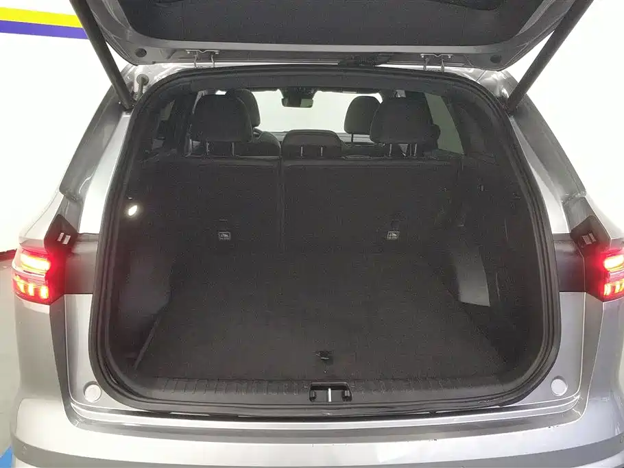 GEELY AUTOMOBILE XINGYUE L