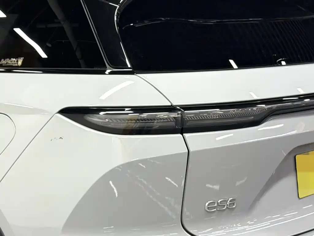 NIO ES6 — миниатюра 10