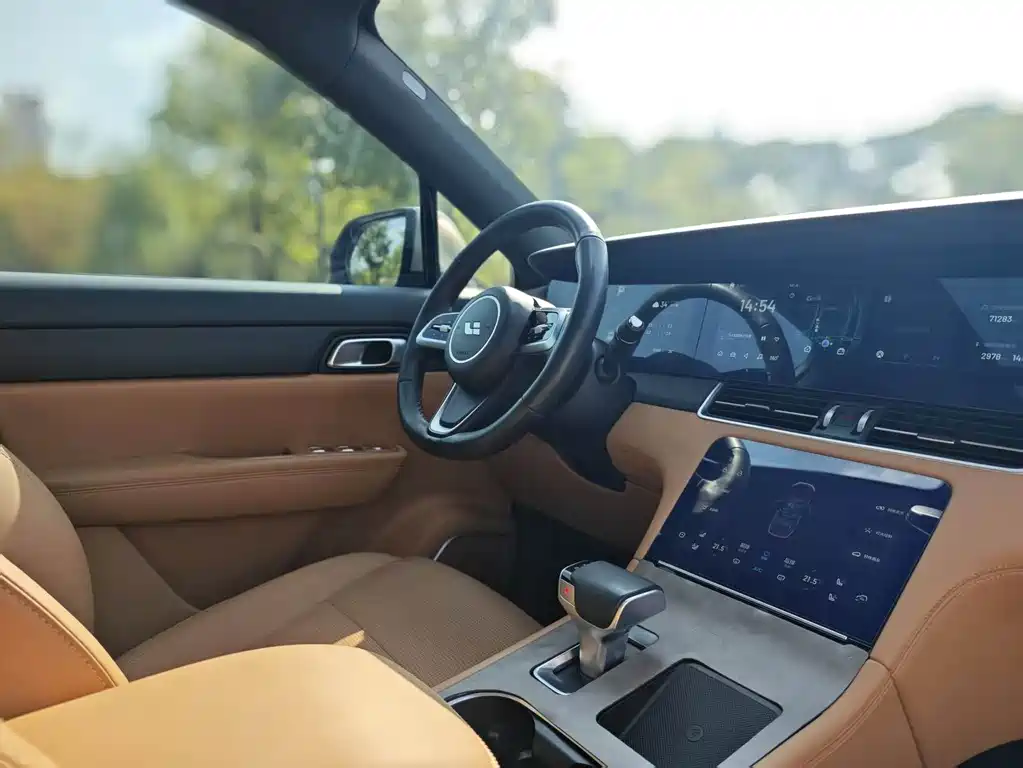 Li Auto Li ONE — миниатюра 15