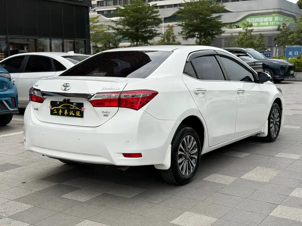 TOYOTA COROLLA