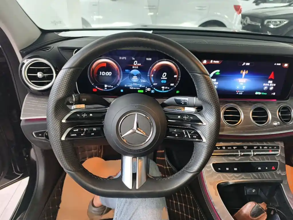 Mercedes-Benz E-Class New Energy — миниатюра 11