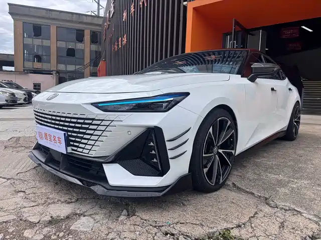Changan UNI-V