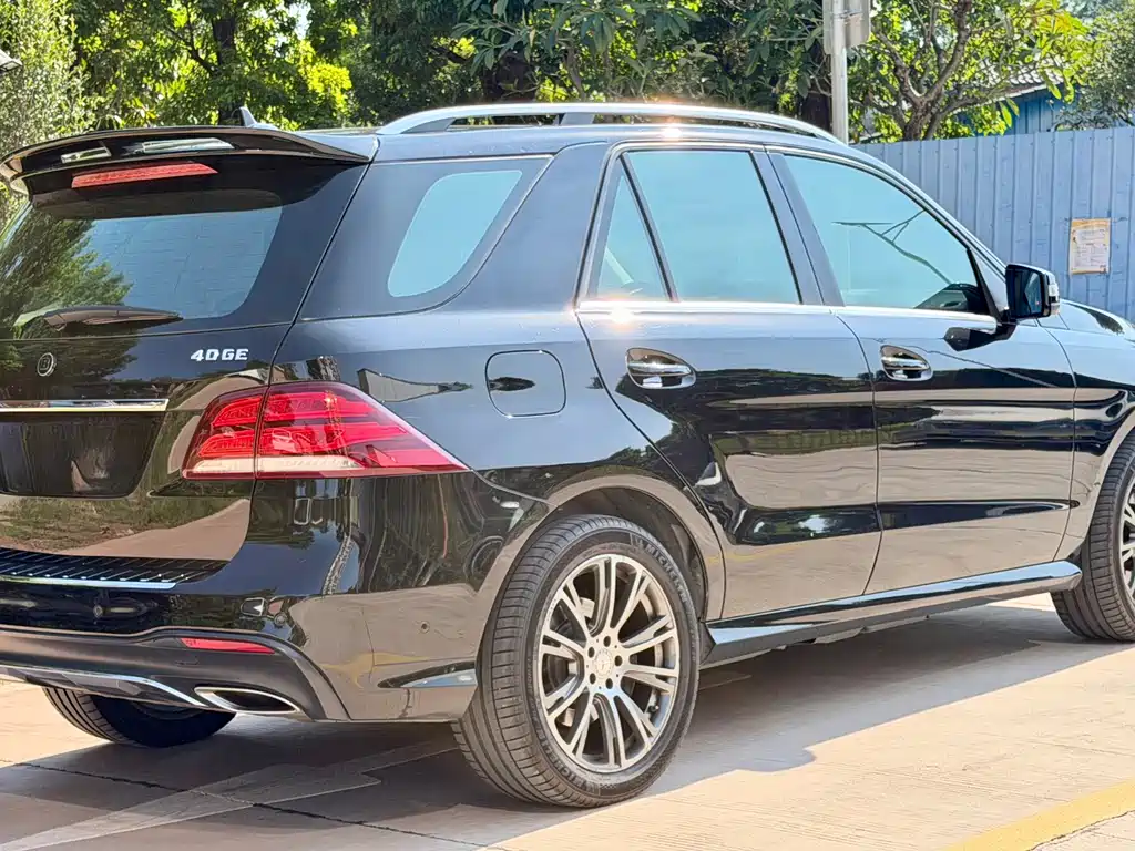 Mercedes-Benz GLE (Import) — миниатюра 12