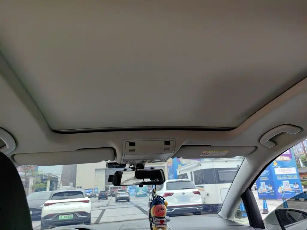 Volkswagen Golf Sportsvan — миниатюра 19
