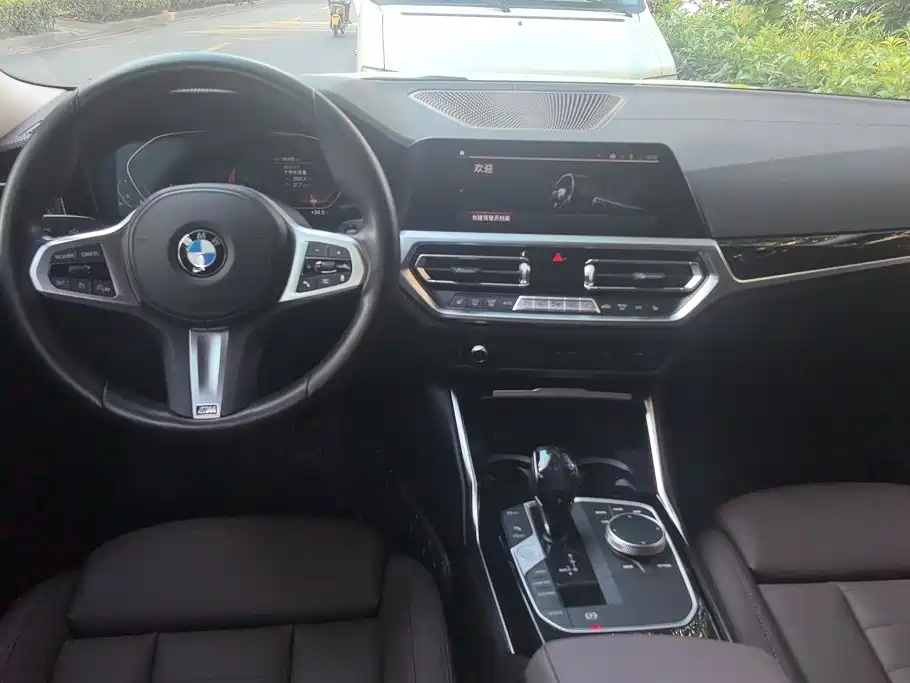 BMW 3 Series — миниатюра 12