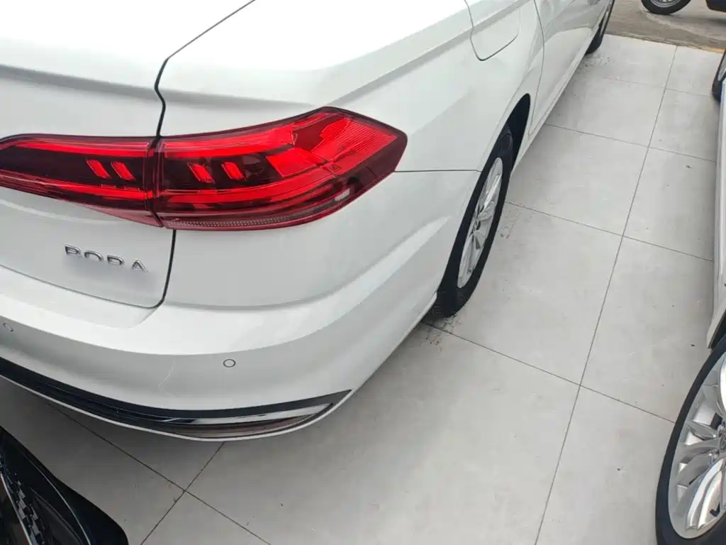 Volkswagen Bora — миниатюра 8