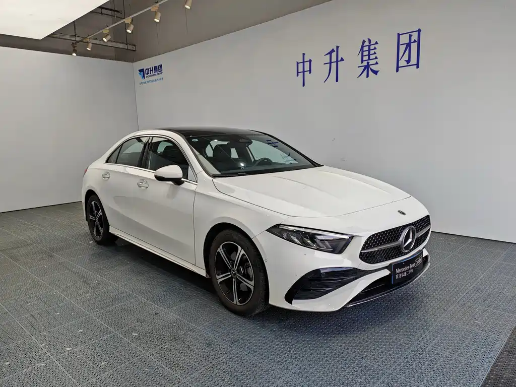 Mercedes-Benz A-Class — миниатюра 3