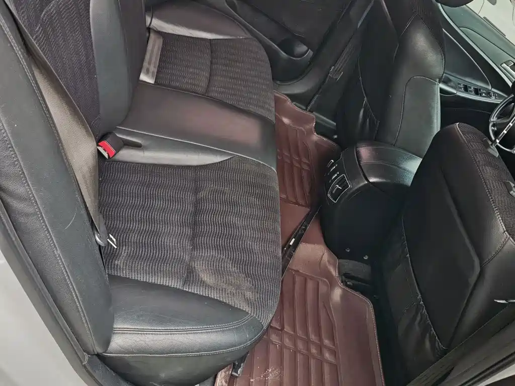 Hyundai Sonata — миниатюра 5