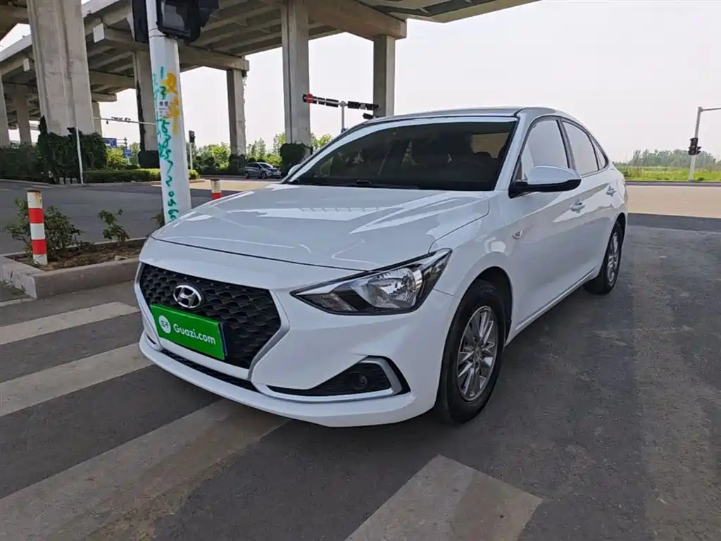 Купить Hyundai Elantra