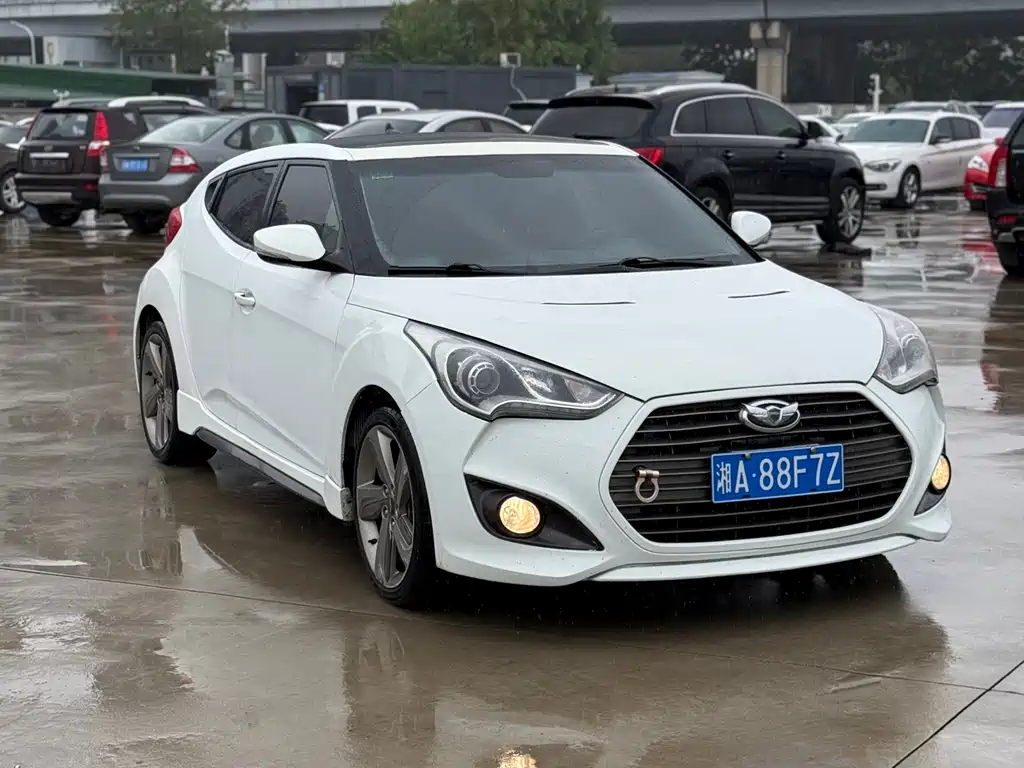 Hyundai Veloster 2012 1.6T AT Premium