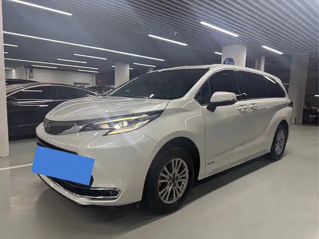 TOYOTA SIENNA 2022
