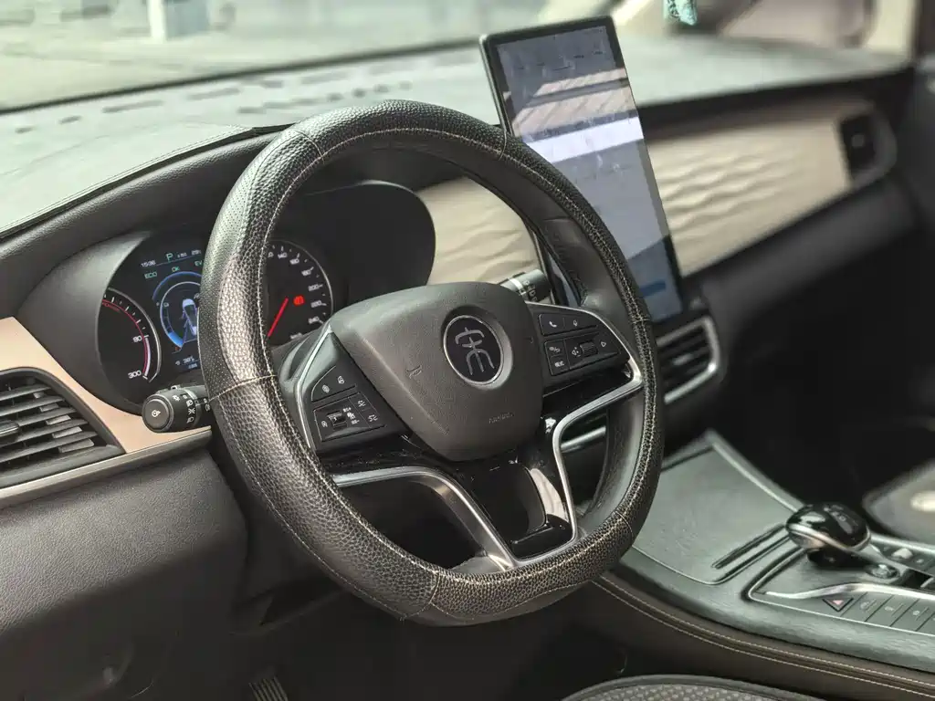 BYD MAX New Energy — миниатюра 4