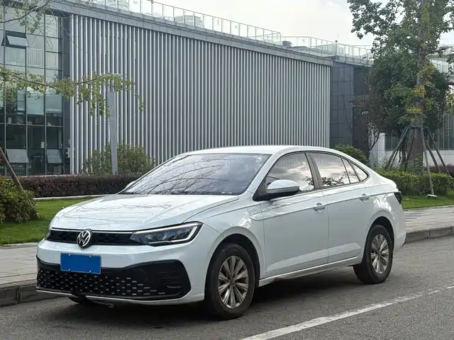 VOLKSWAGEN LAVIDA 2023