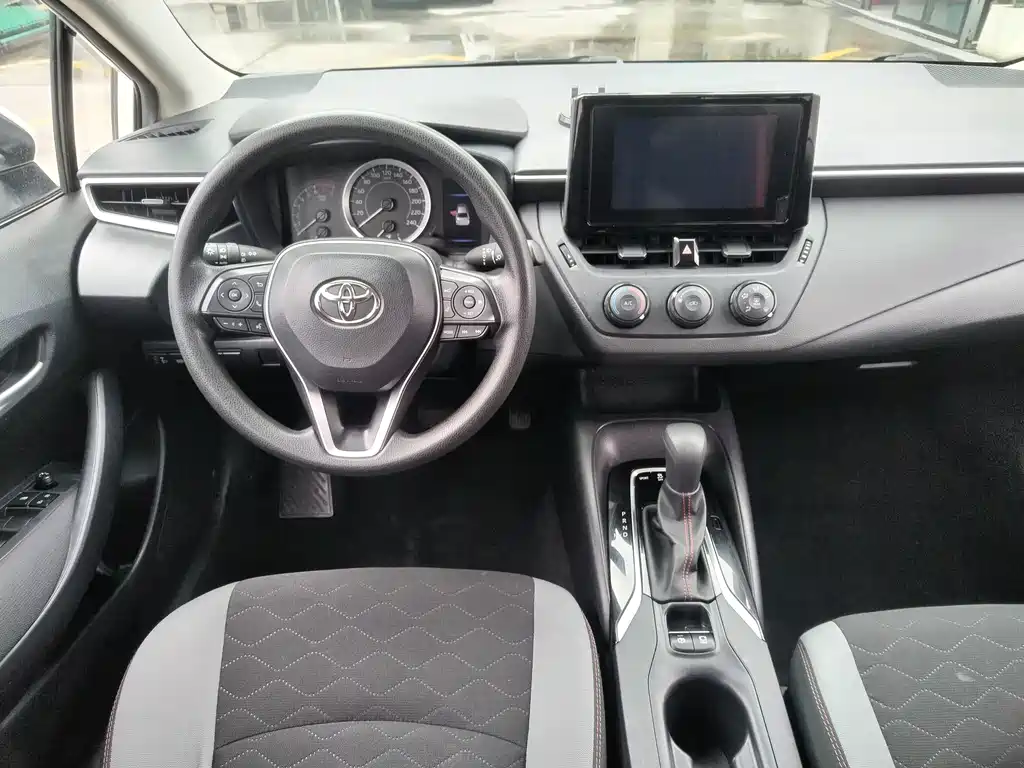 Toyota Corolla — миниатюра 13