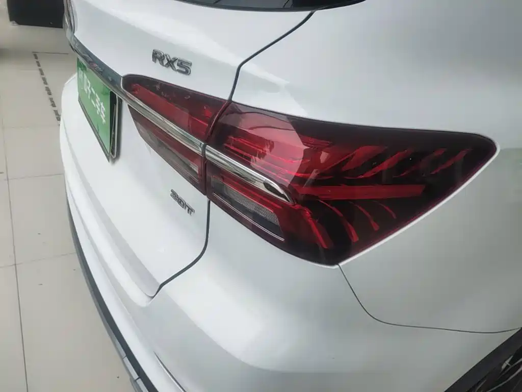 Roewe RX5 — миниатюра 8