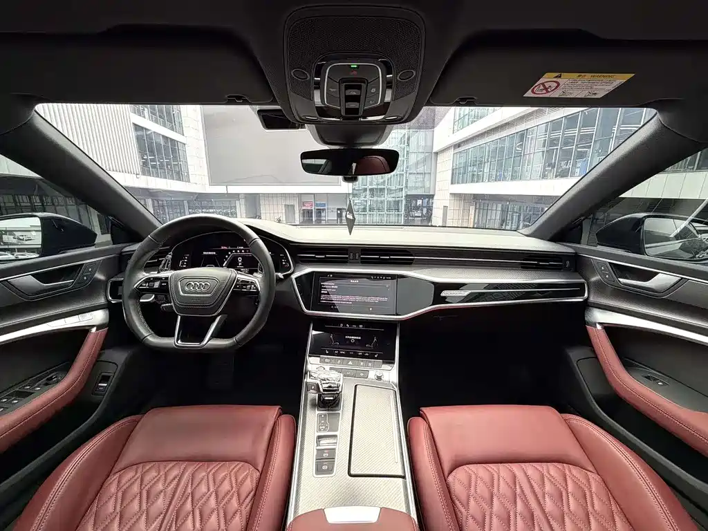 Audi A7L 2024 45 TFSI quattro S-line